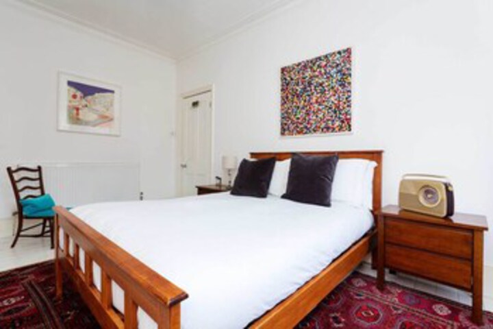 Room 14 of 26