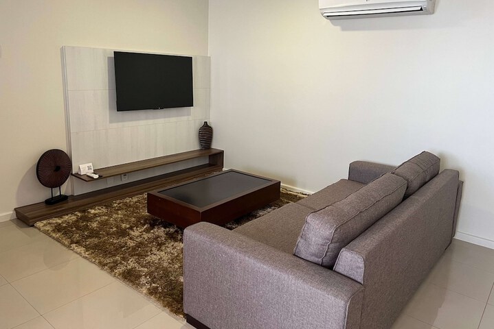 Room 32 of 126