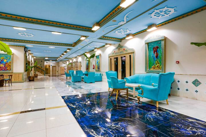 Hotel Lobby