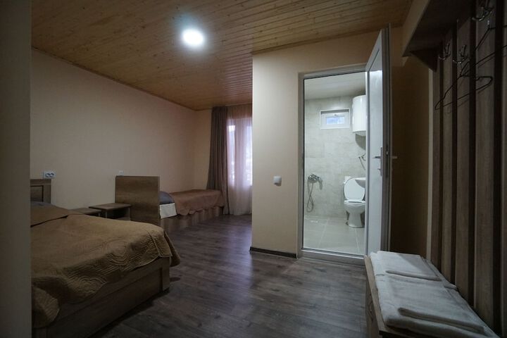Room 2 of 54