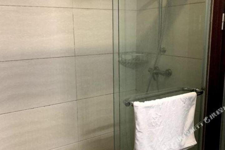Shunde Yufeng Hotel