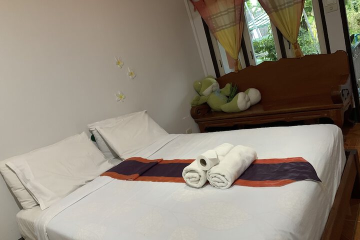 Room 25 of 79