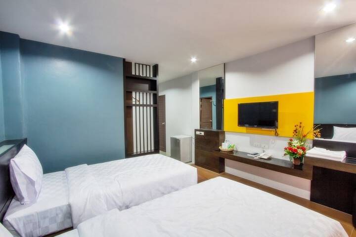Room 14 of 50
