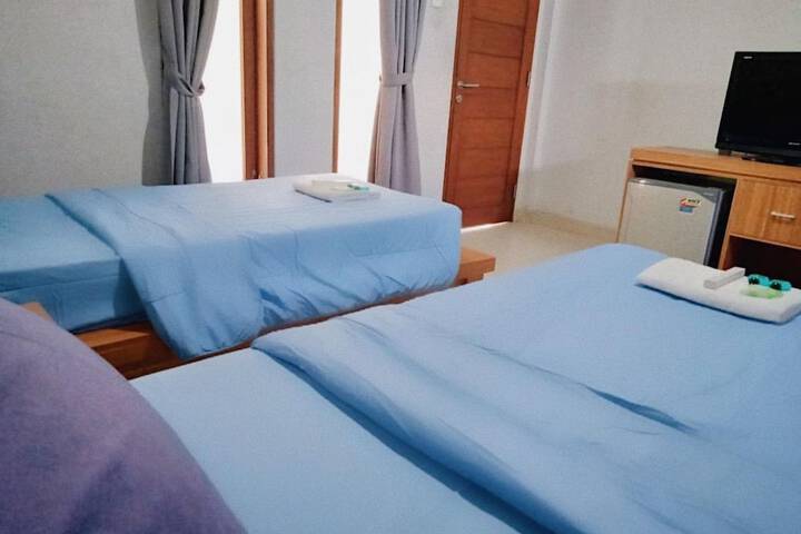 Room 8 of 14
