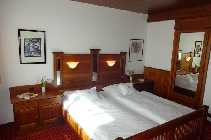 Room 26 of 71
