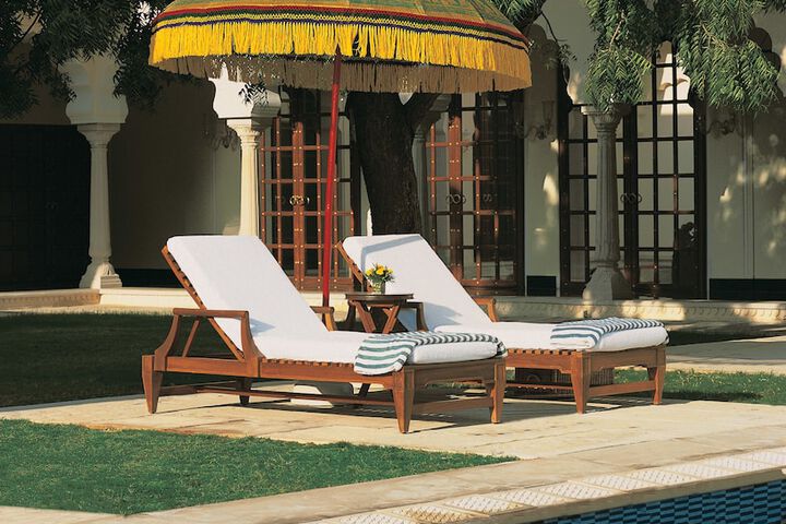 Pool Hotel