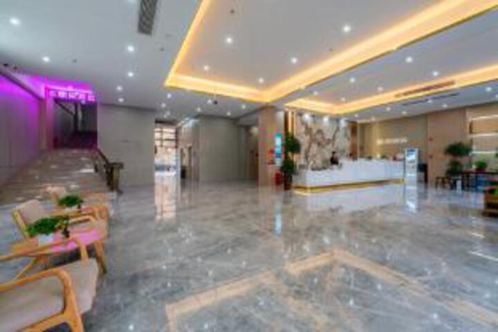Foshan Shangshuai Hotel (Sanshui Baoyue Branch)