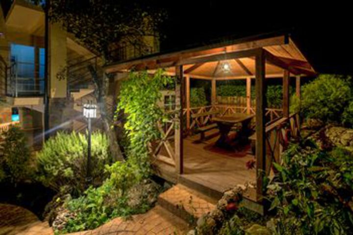 Terrace/Patio 168 of 176