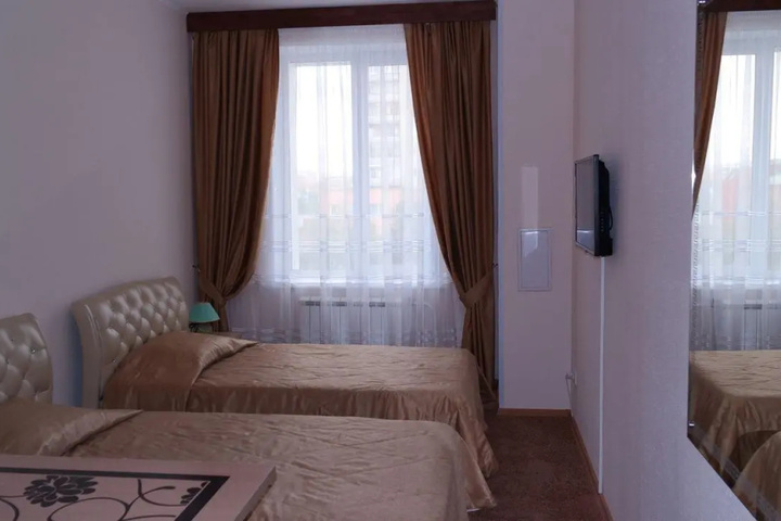 Room 12 of 14