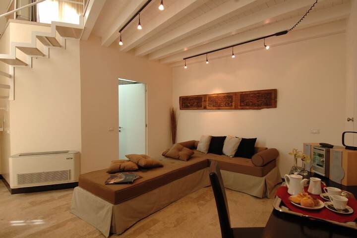 Room 12 of 29