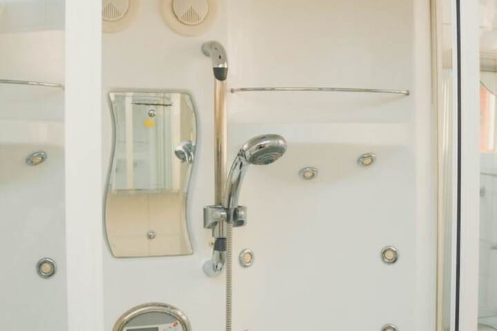 Room 20 of 22