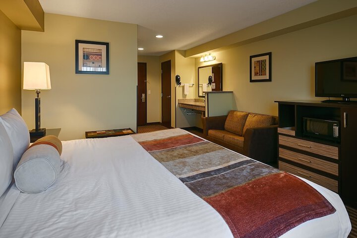 Room 5 of 35