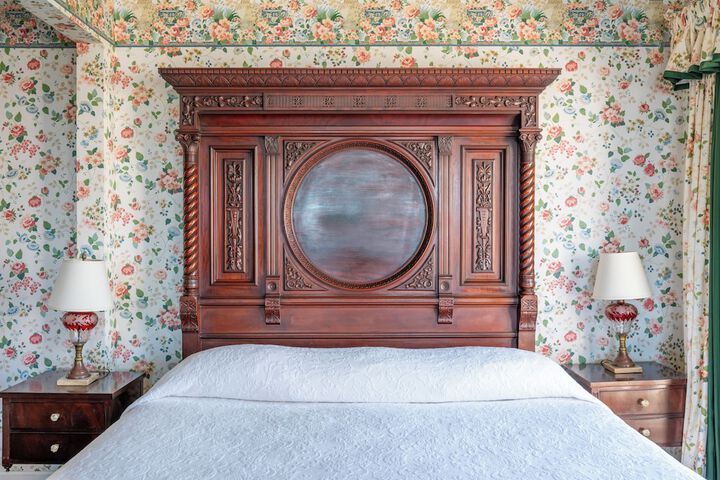 Room 64 of 111