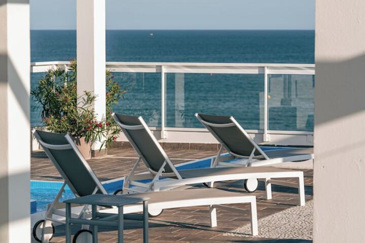 Sundeck 139 of 154