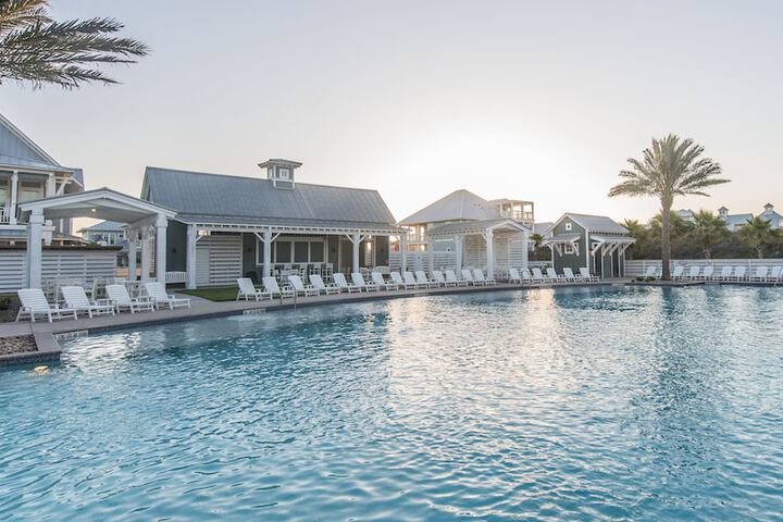 Pools & Facilities