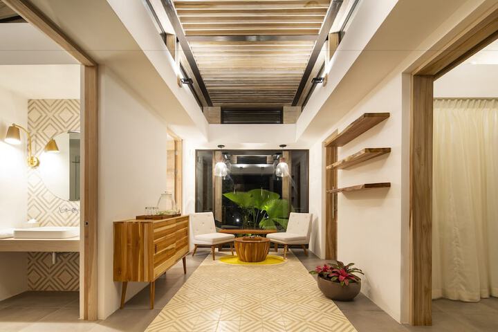 Hotel Interior 65 of 114