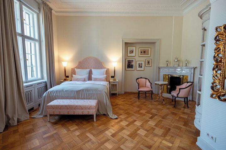 Room 28 of 57