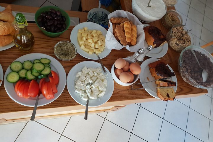 Dining 45 of 55