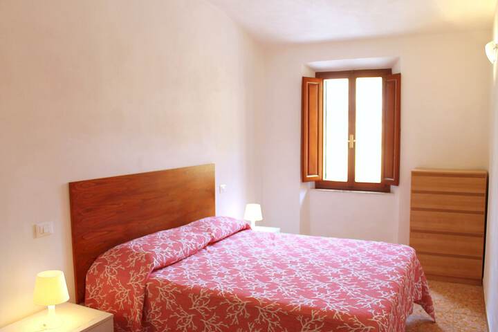 Room 3 of 24
