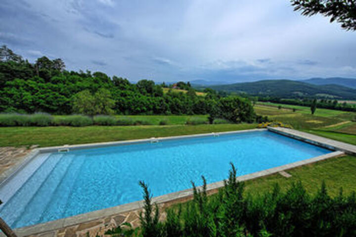 Pool 16 of 20
