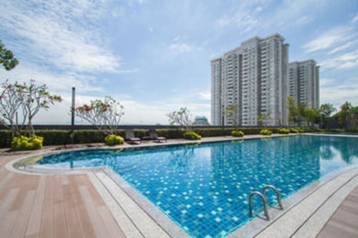 Pool 49 of 52