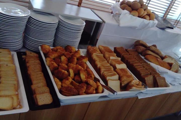 Breakfast/Coffee Service 23 of 51