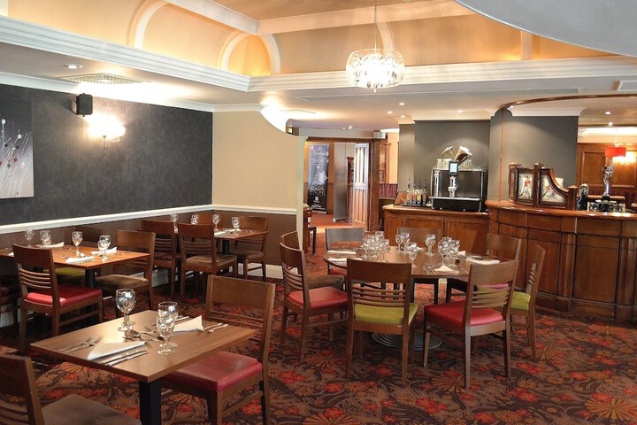 Dining Photos