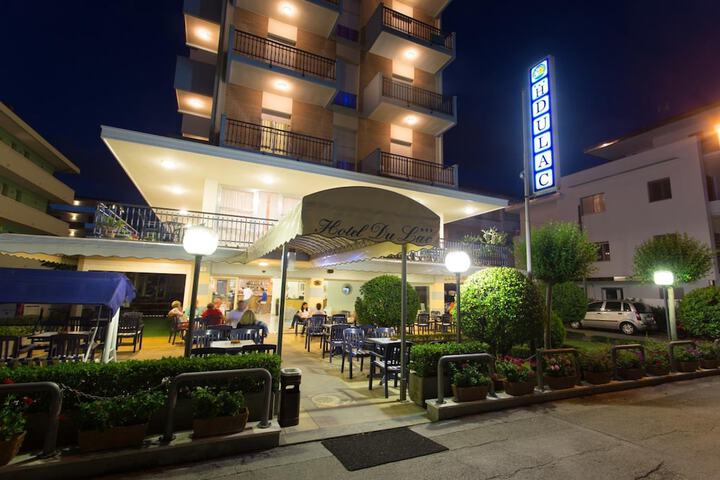 Hotel 53 of 57