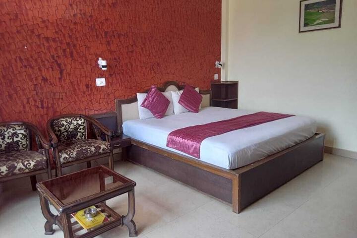 Room 3 of 14