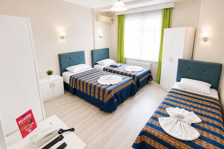 Room 10 of 50