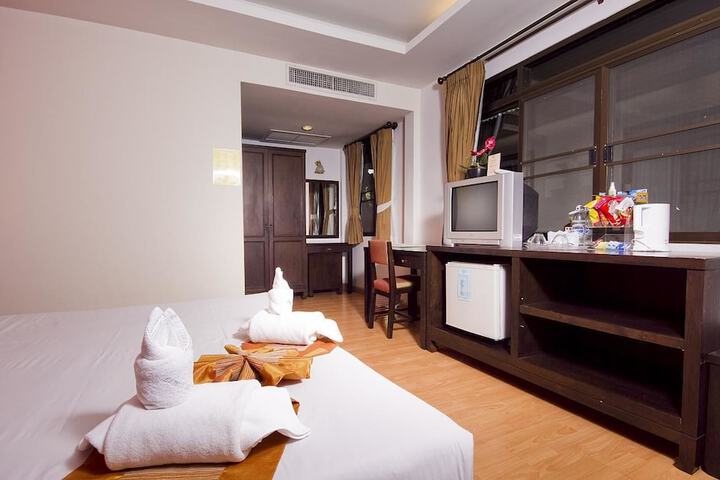 Room 45 of 86