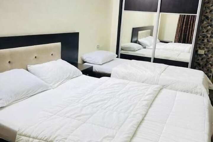 Room 14 of 34