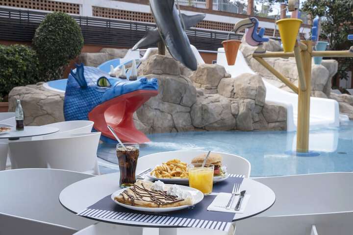 Pools & Facilities
