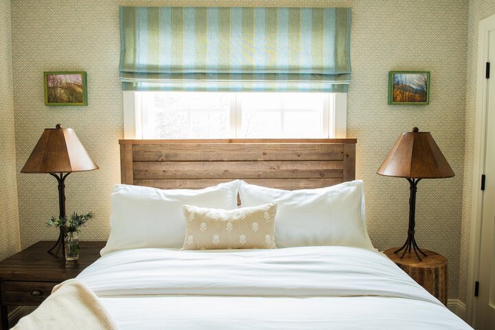 Room 42 of 98
