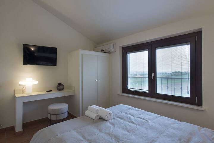 Room 14 of 95