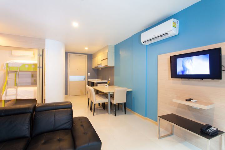 Room 13 of 74