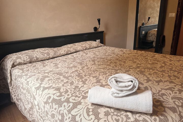 Room 45 of 101