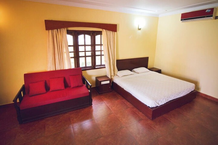Room 9 of 64