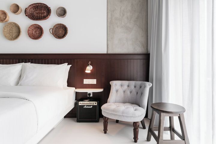 Room 10 of 40