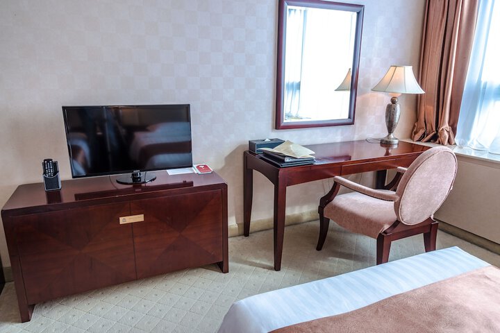 Room 13 of 61