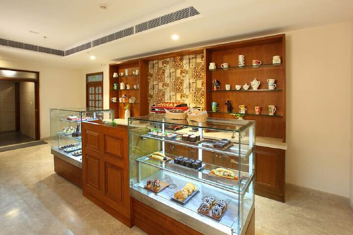Gift Shop 23 of 39