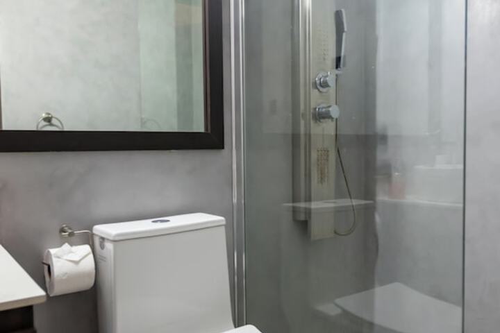 Room 73 of 137