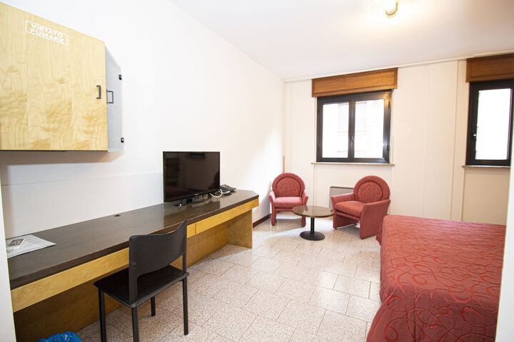 Room 7 of 17