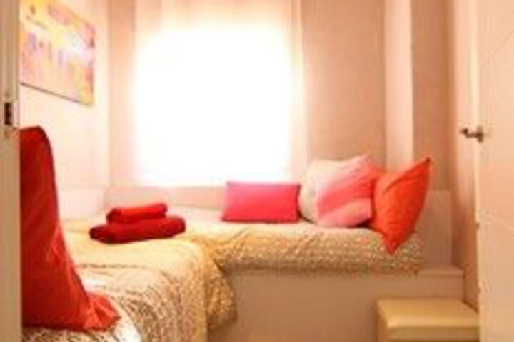 Room 102 of 205