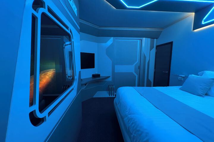 Room 26 of 53