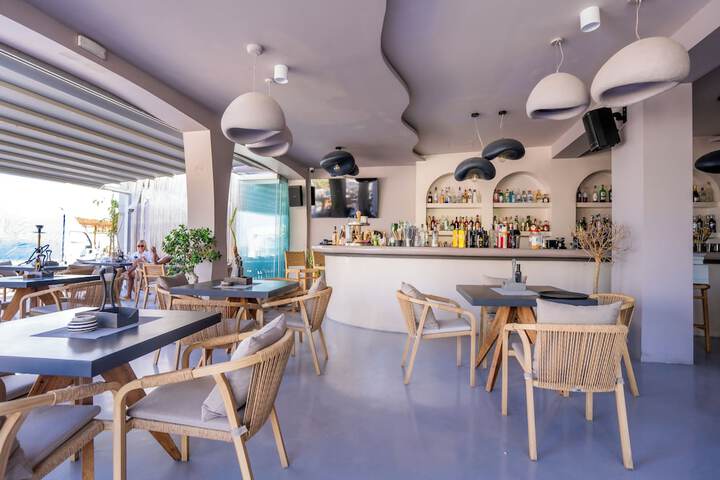 Zen Suites &  Spa in Santorini