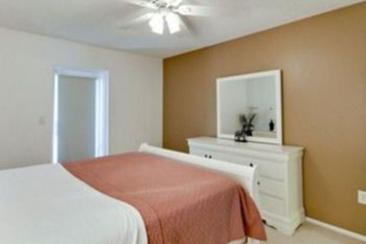 Room 7 of 21