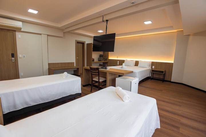 Room 10 of 22