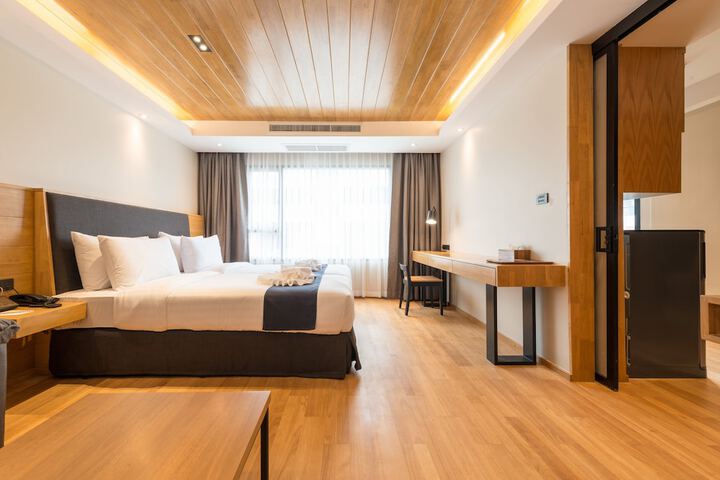 Room 19 of 49
