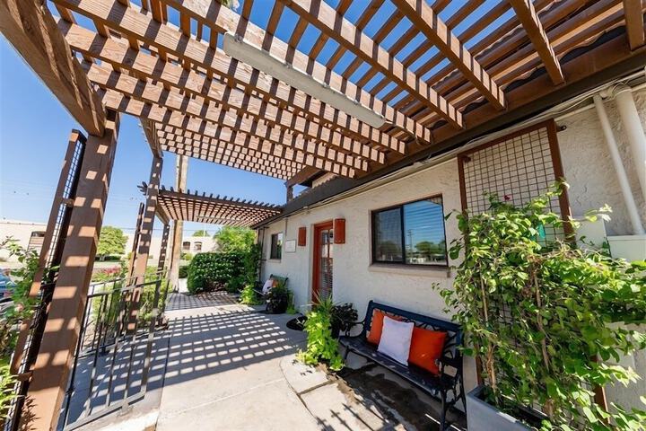 Terrace/Patio 22 of 24